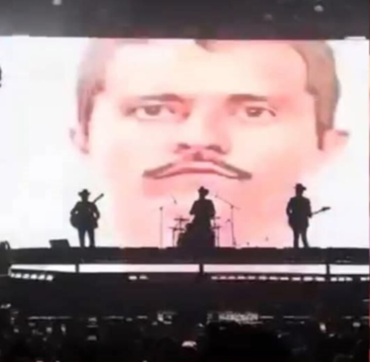 Durante el evento fue desplegada la imagen de El Mencho varias veces.