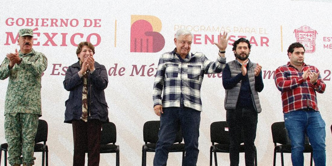 Delfina Gómez, gobernadora del Edomex, y Presidente, en Ixtlahuaca, ayer.