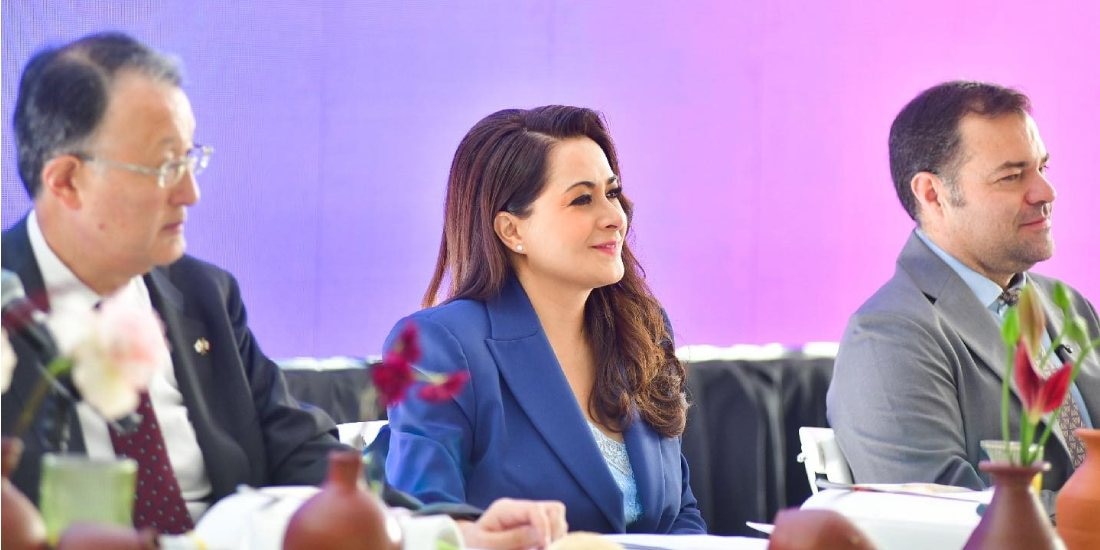Tere Jiménez se reúne con empresarios japoneses; destaca solidez de la relación bilateral.