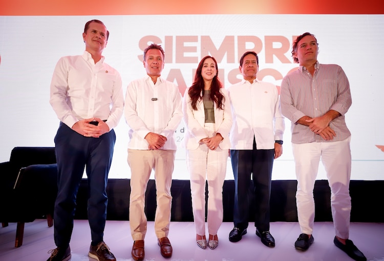 Presentan estrategias para potenciar la industria turística jalisciense