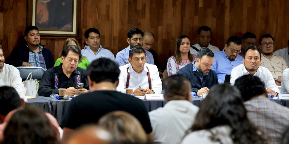 Alcanzan Gobierno de Oaxaca-SEP-Sección XXII acuerdos en beneficio de la niñez y del magisterio.
