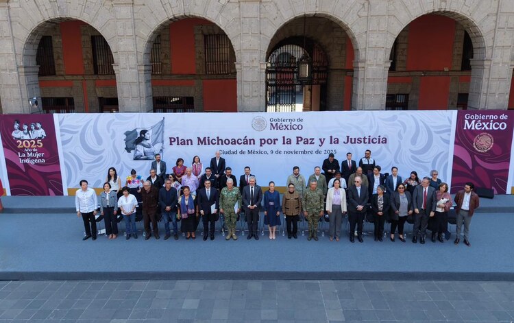Gabinete Federal en la presentación del Plan Michoacán por la Paz y la Justicia.