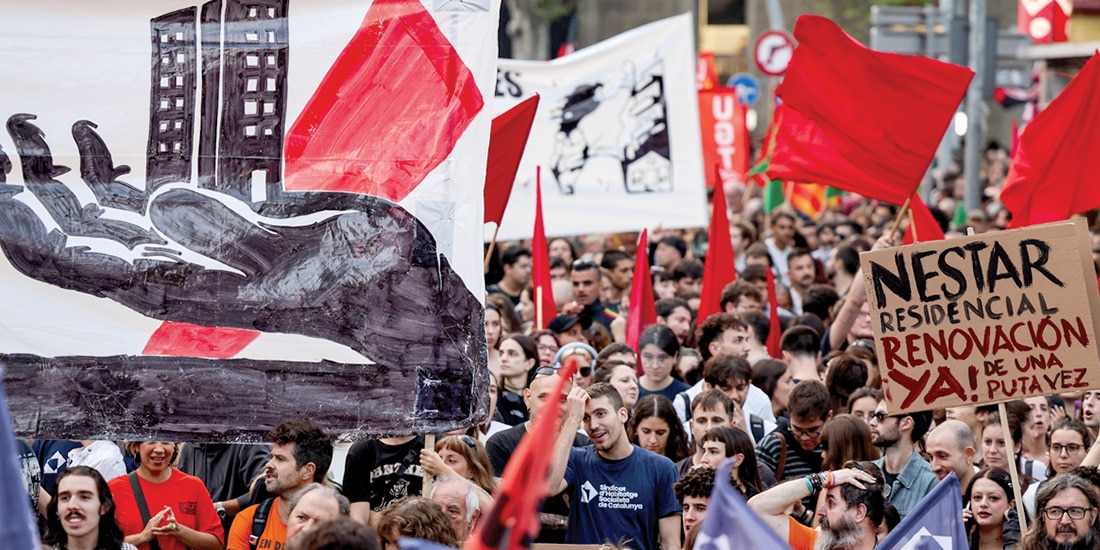 PROTESTAS en España, ayer, por problema de vivienda.