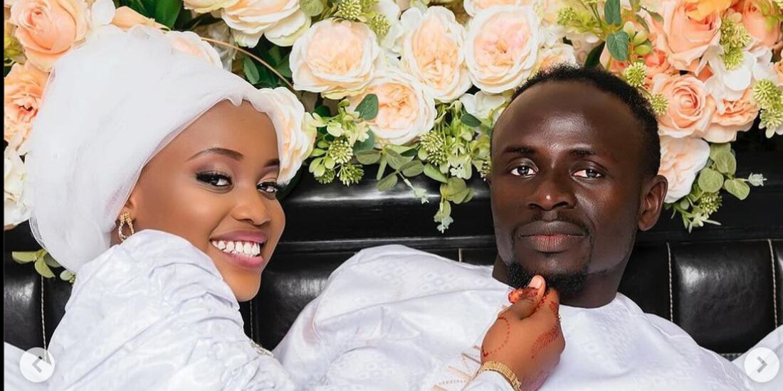 Sadio Mané contrajo nupcias con Aisha Tamba, a quien le lleva 13 años.