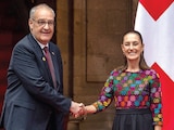 LA PRESIDENTA, ayer, con su homólogo
de Suiza
