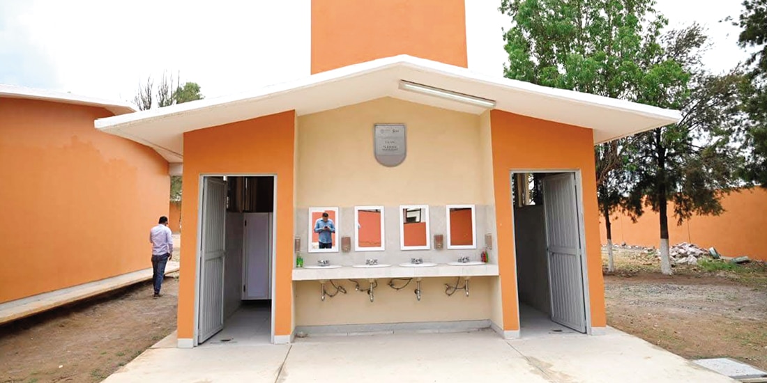 Plantel educativo en Zacatecas, beneficiado bajo el programa la Escuela es Nuestra, en imagen de archivo.