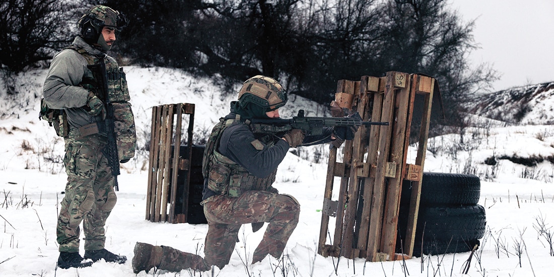 SOLDADOS de la brigada Khartia de Ucrania, el 14 de febrero