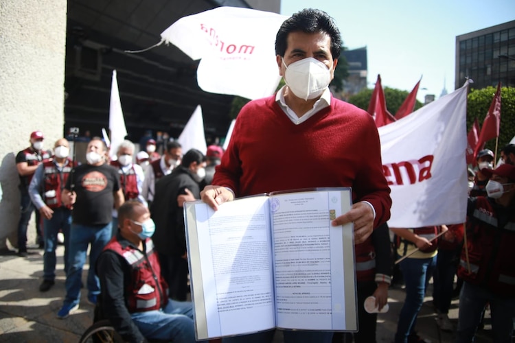 José Ramón Enríquez durante la caravana de protesta en contra de los resultados a la gubernatura de Durango por Morena.