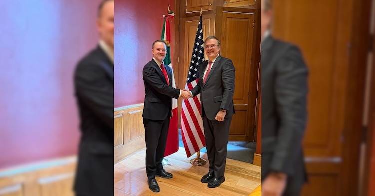 Marcelo Ebrard, secretario de Economía, y el representante comercial de Estados Unidos, Jamieson Greer.