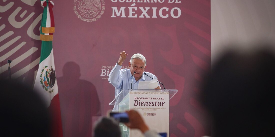 El presidente Andrés Manuel López Obrador advierte que los opositores no van a poder regresar pues 'se acabó la robadera'.