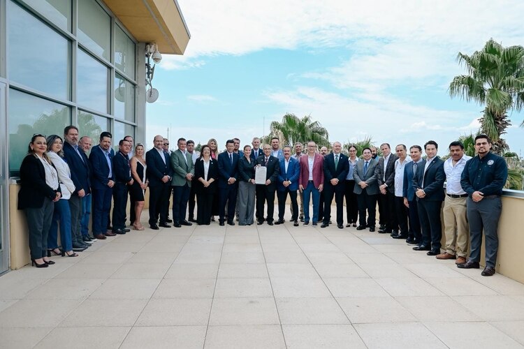 Reunión binacional de seguimiento al Proyecto de Ampliación del Puente del Comercio Mundial.