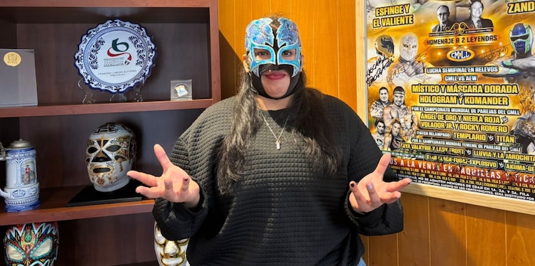 Skadi, amazona del CMLL, en entrevista con La Razón