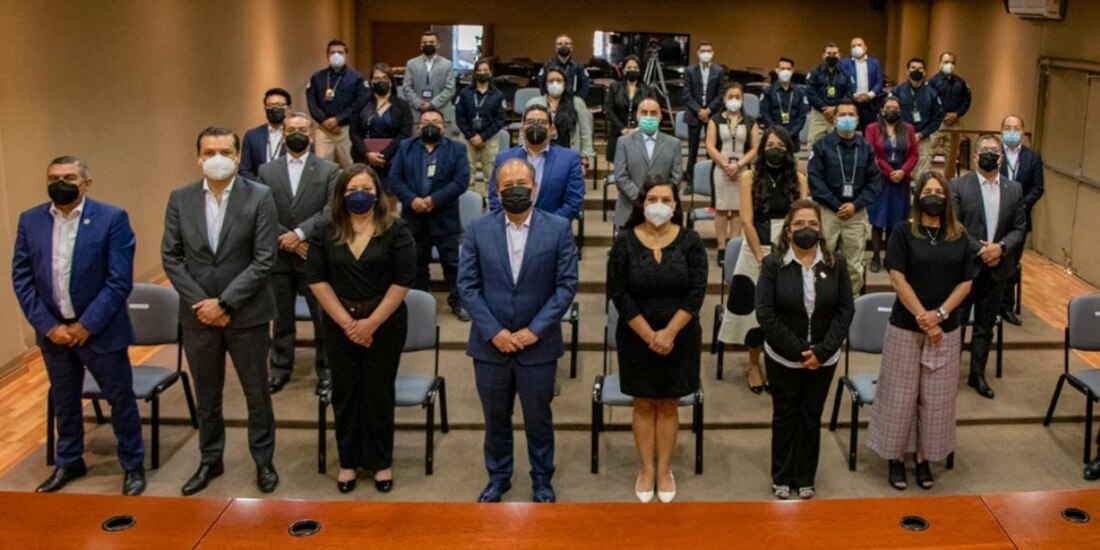 El objetivo es implementar un equipo de trabajo multidisciplinario y especializado que de manera específica se encargue de intervenir en las carpetas de investigación.