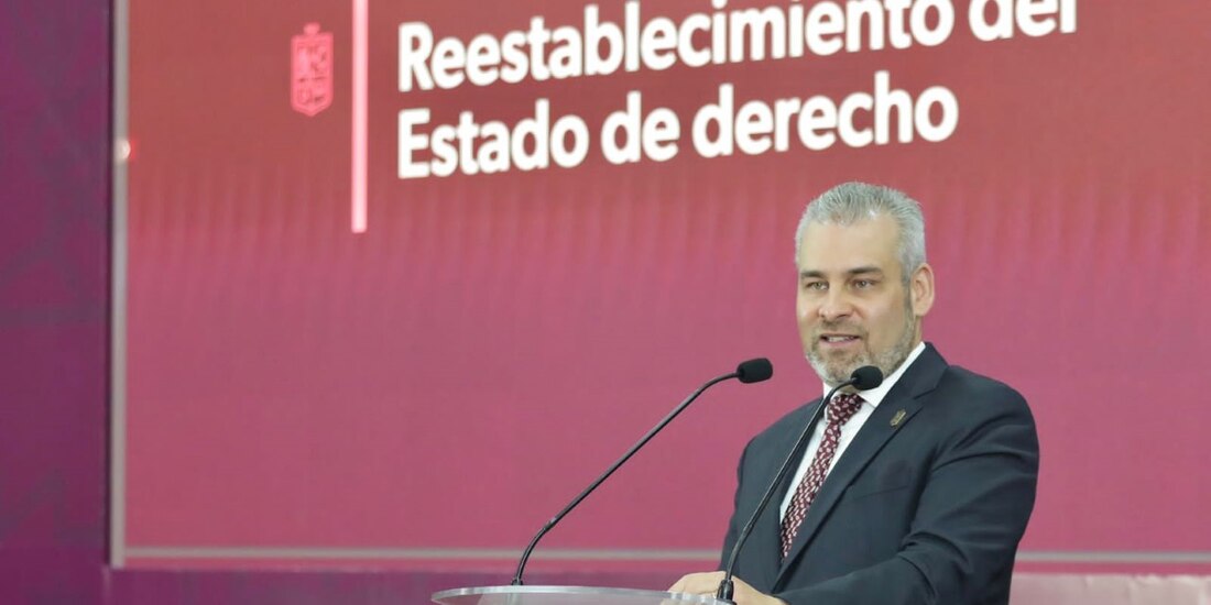 El gobernador destacó la labor de las fuerzas federales, en Morelia, ayer.