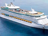 La Royal Caribbean informó que dos pasajeros del Adventure of the Seas dieron positivo a COVID-19