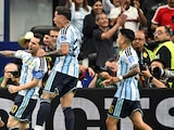 Messi celebrando junto a sus compañeros su cuarto gol de este Mundial 2026.
