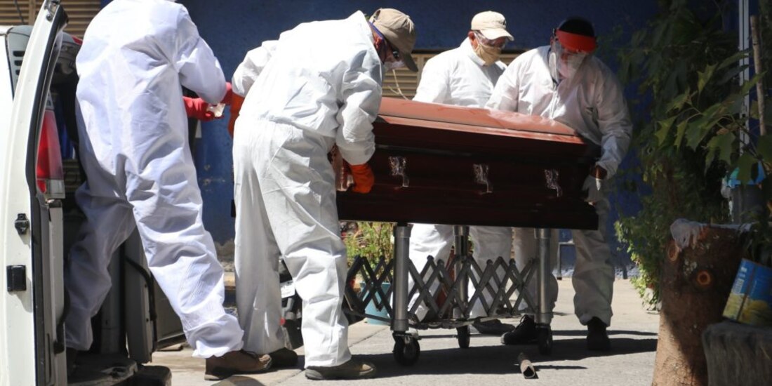 El acumulado de casos de COVID-19 confirmados en México sube a 2 millones 426 mil 822 contagios.