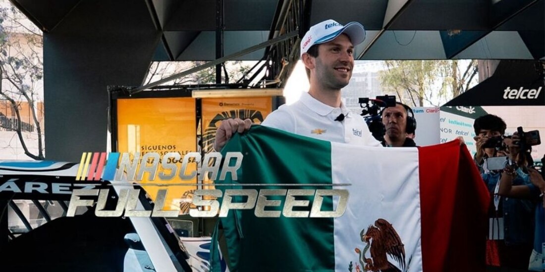 Daniel Suárez estuvo presente en la premier de la serie de NASCAR.