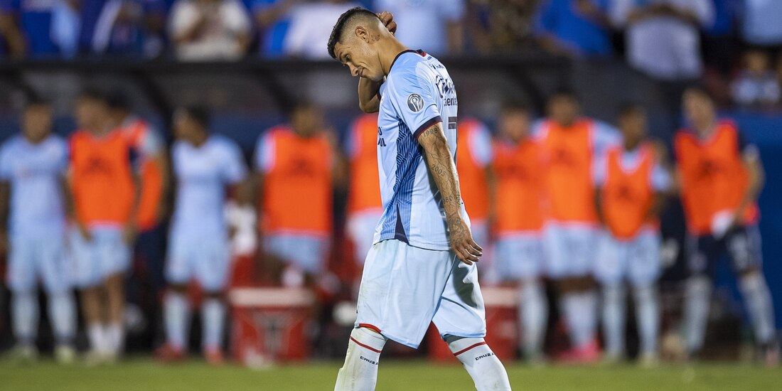 Uriel Antuna de Cruz Azul tras fallar su penalti en el partido ante Charlotte FC en los dieciseisavos de final de la Leagues Cup 2023