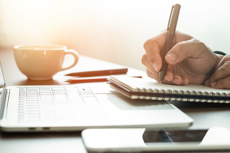 Hoy se conmemora el Día Internacional de los Escritores.