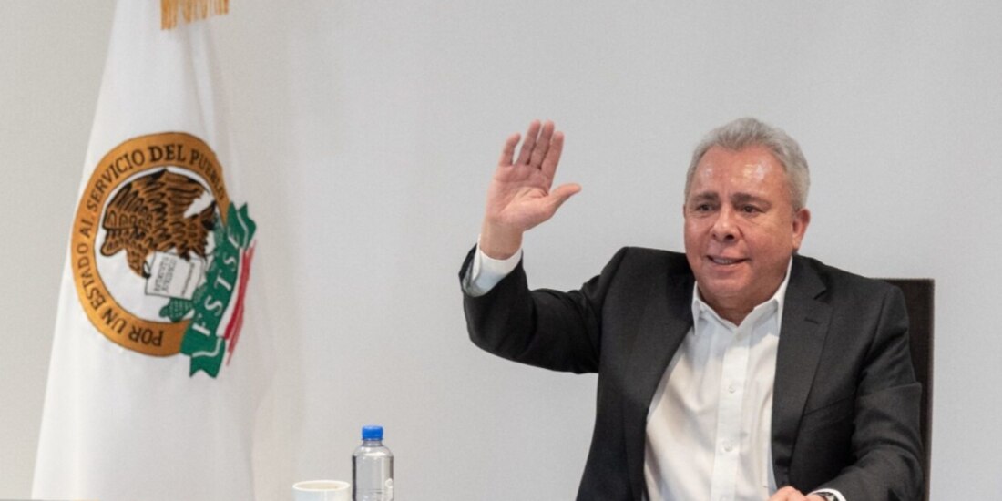 Marco Antonio García, el pasado 28 de marzo, tras rendir protesta como presidente de la FSTSE.