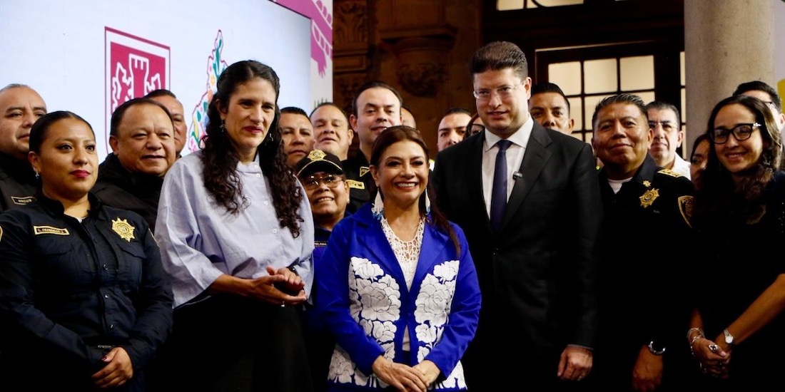 La jefa de Gobierno, Clara Brugada Molina, presentó los avances mensuales en materia de pacificación desde el Antiguo Palacio del Ayuntamiento.