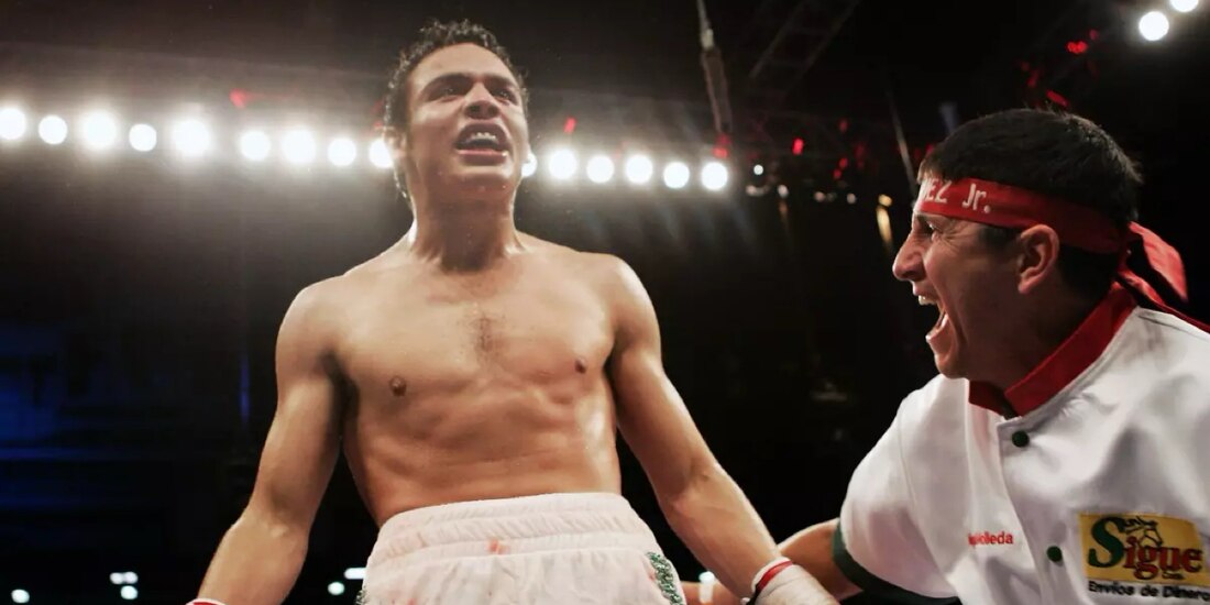 Julio César Chávez Jr. vuelve a arremeter contra su padre