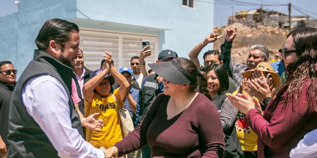 Presidente municipal Ismael Burgueño.