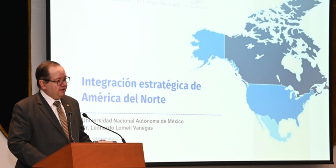 El rector de la UNAM, Leonardo Lomelí Vanegas, destacó la importancia de que México busque una alianza estratégica con Canadá en la renegociación del T-MEC.