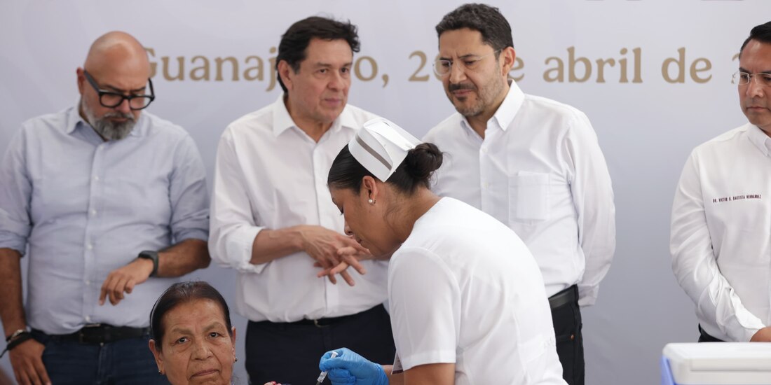 Martí Batres ISSSTE