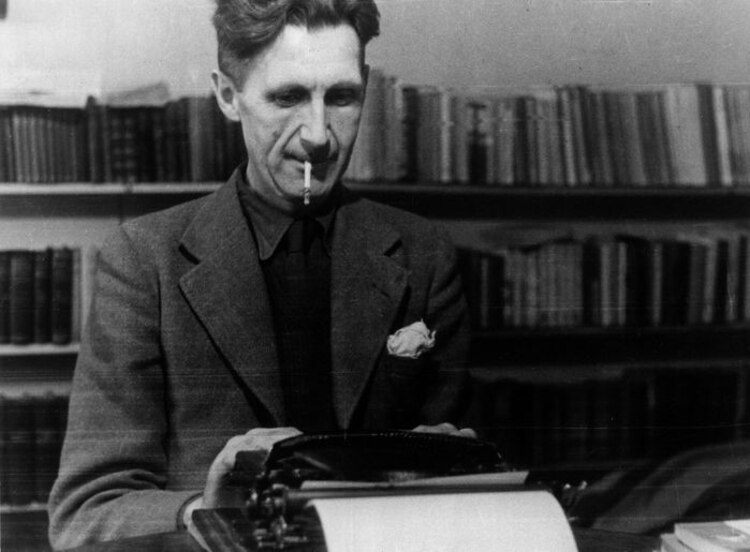 Erik Arthur Blair adoptó el seudónimo de George Orwell en 1933.