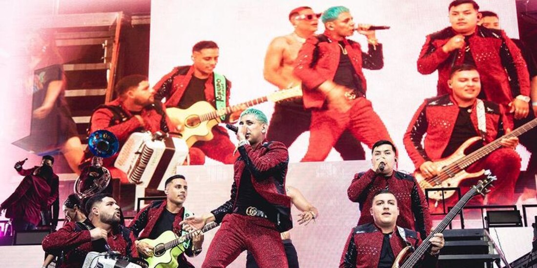 Tachan a Coachella 2022 de racista por no transmitir concierto de Grupo Firme