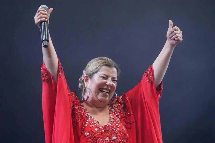 Margarita la Diosa de la Cumbia, conocida por canciones como "Amor de mis amores".