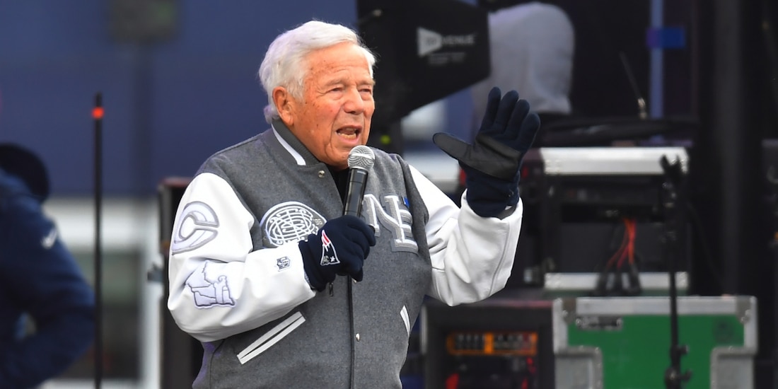 Robert Kraft es dueño de los New England Patriots de la NFL desde 1994.