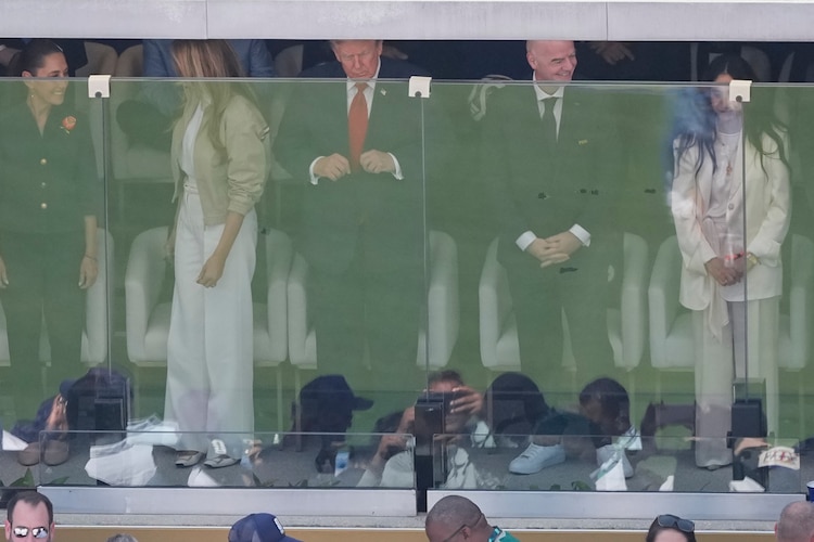 Claudia Sheinbaum, Melania Trump, Donald J. Trump y Gianni Infantino en la final del Mundial 2026