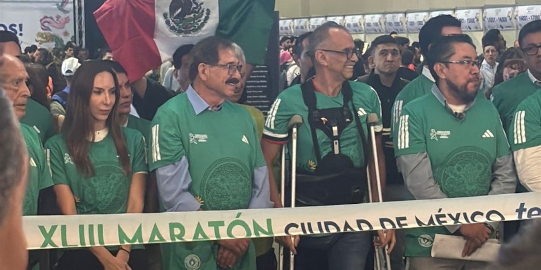 Se da el banderazo de salida del Maratón de la CDMX