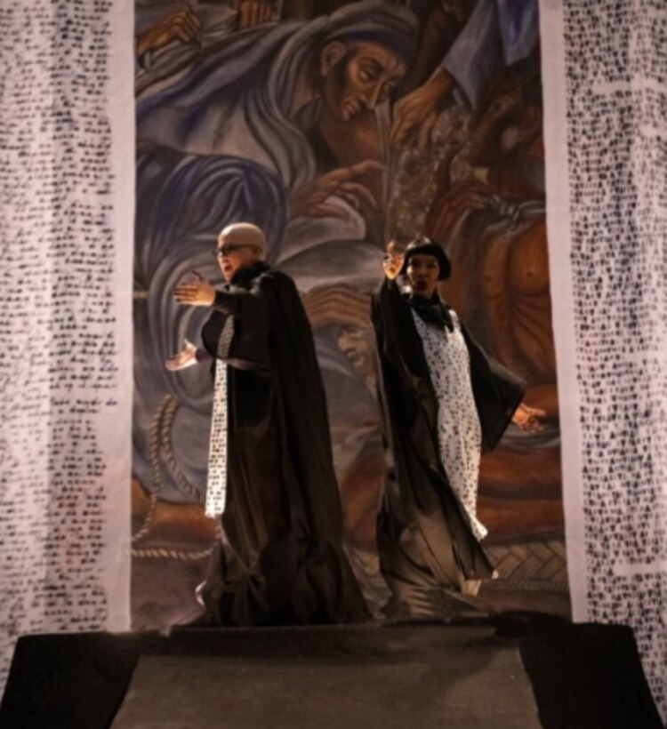 Gran basamento, de Deborah Castillo.