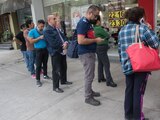 Diferir el pago de quincenas busca evitar que se hagan filas en los bancos para evitar que las personas se contagien de SARS.COV-2.