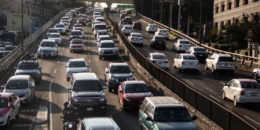 Programa Hoy No Circula contempla excepciones para algunos automóviles.