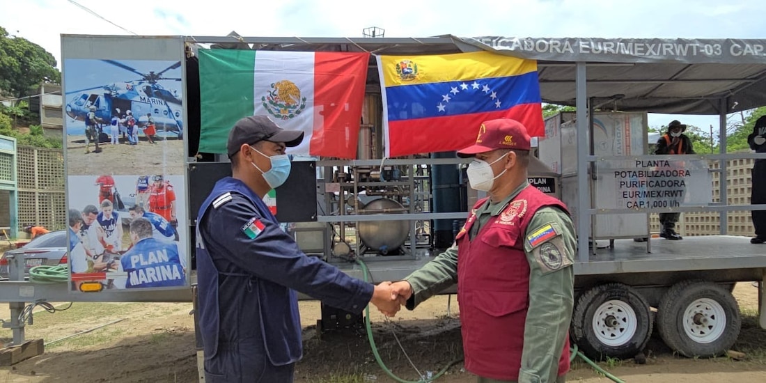 Marina concluye envío de ayuda humanitaria a Venezuela