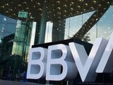 La institución detalló que la decisión deriva del recorte de la calificación de BBVA Holding