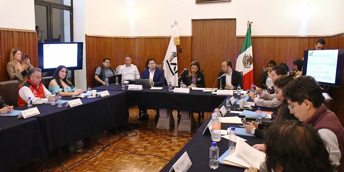 Sesión del Concejo de Tlalpan, encabezado por la alcaldesa Alfa González, el pasado 12 de noviembre.