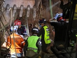 Aumenta a 235 la cifra de muertos por terremotos en Venezuela.