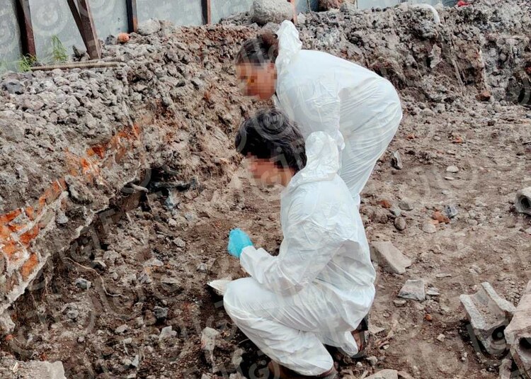 Luego de un análisis, precisó, la construcción se realiza sobre el camposanto de Santa Paula.