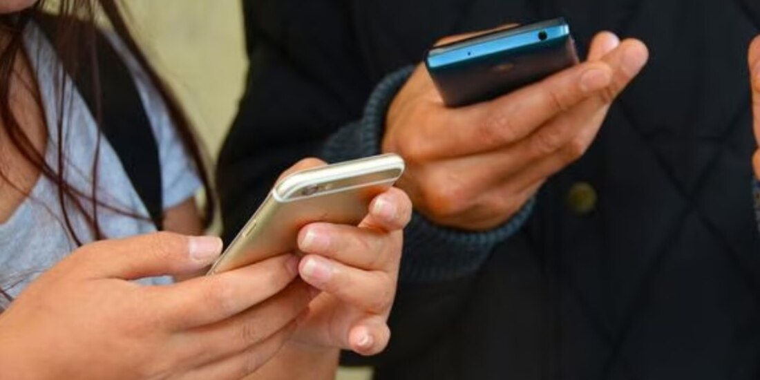 Con DiMo se pueden hacer transferencias bancarias sin necesidad de una tarjeta bancaria.