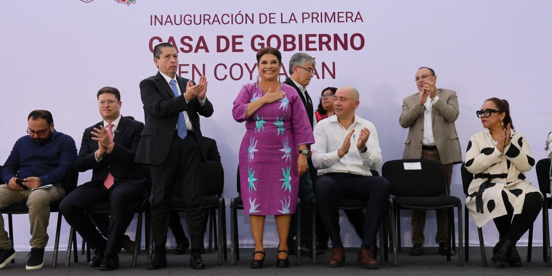 Clara Brugada inaugura la primera Casa de Gobierno en Coyoacán.