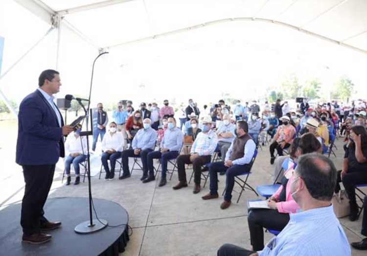 Con esta obra se impulsa el saneamiento de las aguas residuales de la Entidad en beneficio de las y los guanajuatenses.