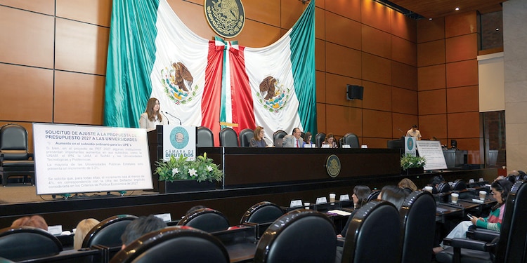 comparecencia de representantes de la ANUIES en San Lázaro, el viernes.