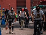 Capitalinos en calles de Coyoacán