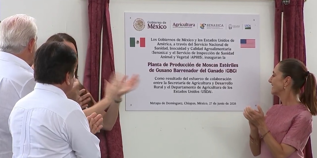 Presidenta Claudia Sheinbaum, acompañada de integrantes de su gabinete y de la secretaria de Agricultura de EU, Brooke Rollins, inauguran planta.